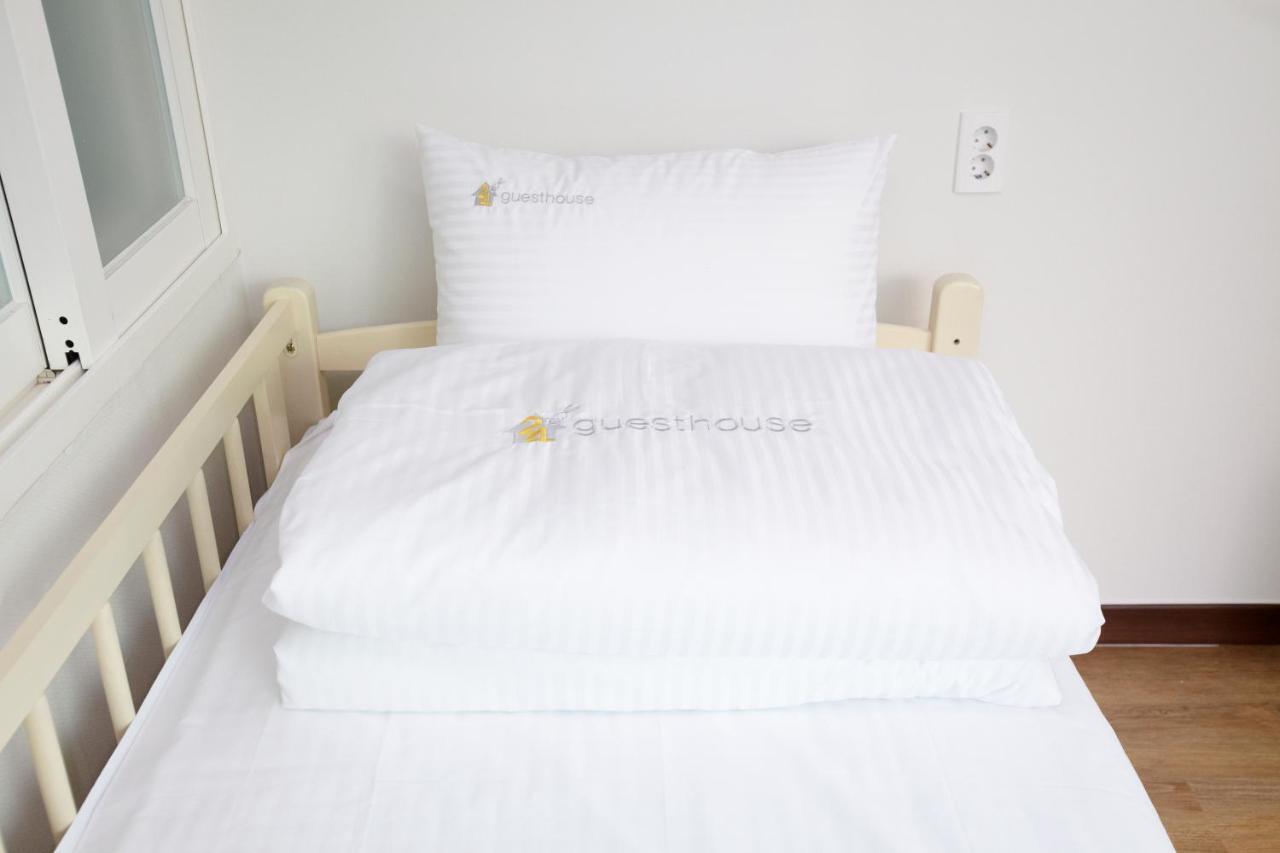 24 Guesthouse Sinchon Hongdae Seoel Kamer foto